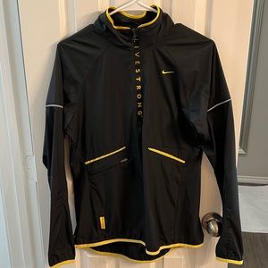 Nike LIVESTRONG Half Zip Jacket Medium